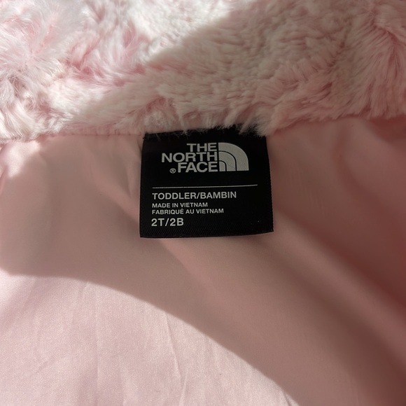 Girls Pink Fuzzy The North Face Vest - Picture 2 of 4